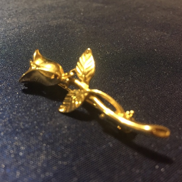 🍁🌷Gold Rose Brooch - Picture 1 of 2